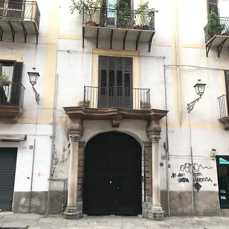 Ai Tre Mercati 2*