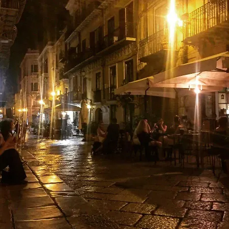 Bed & Breakfast Ai Tre Mercati 2*